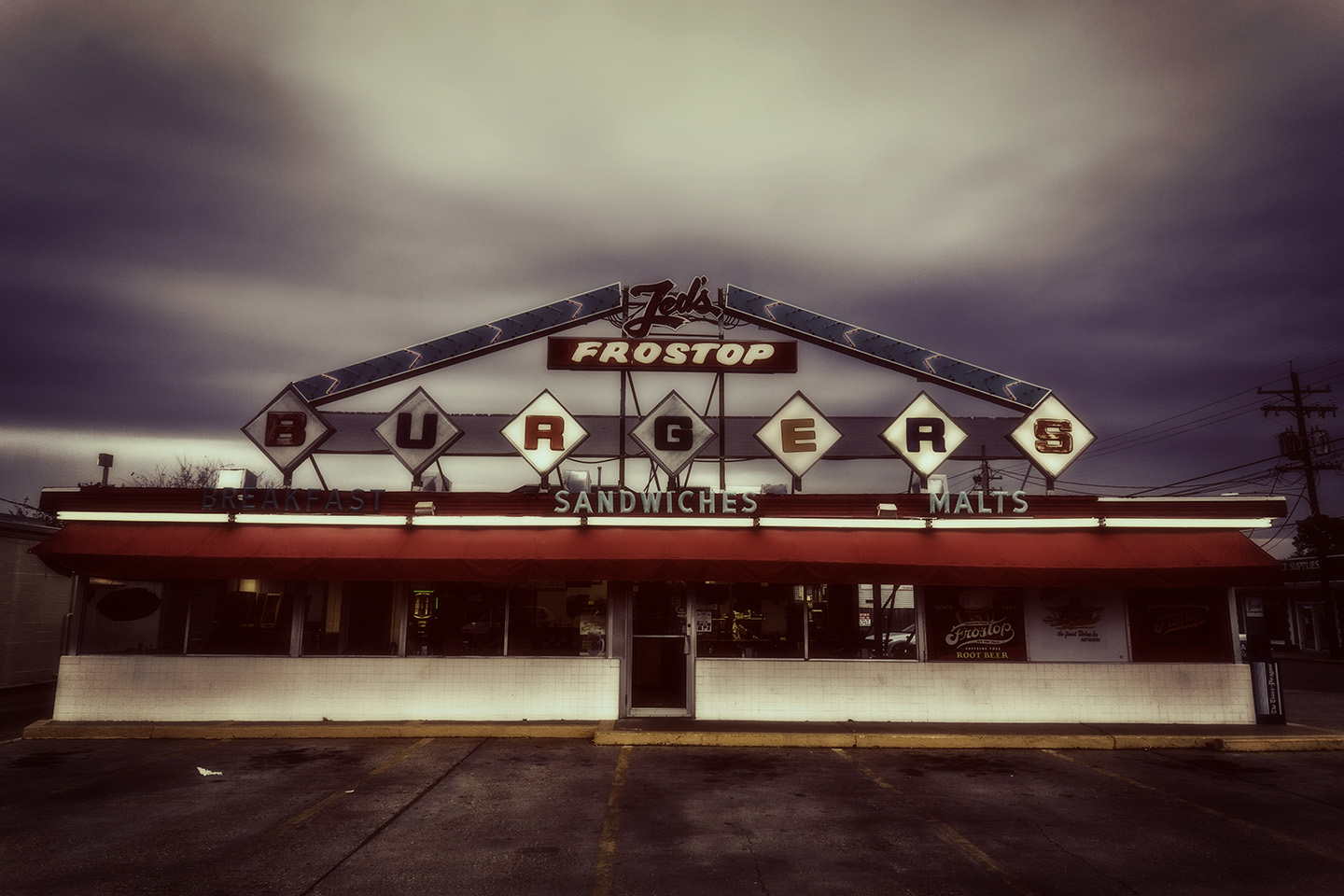 Ted's Frostop exterior old